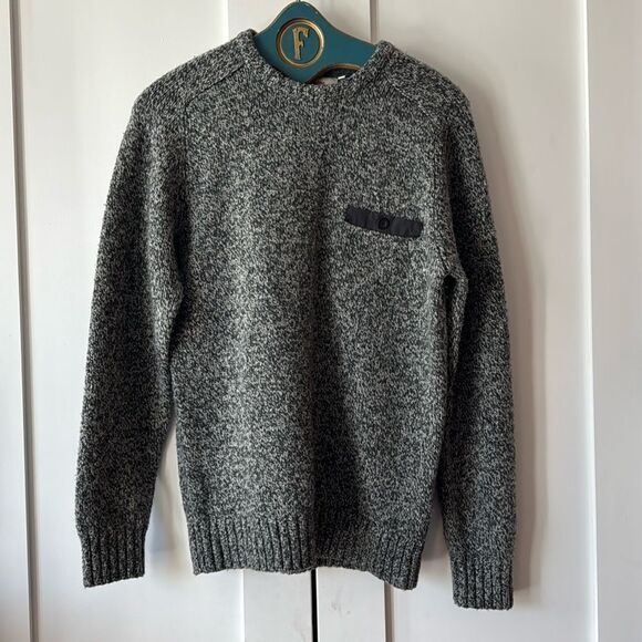 Fjallraven Men's Small Gray Lada Round Neck Sweater M Lambswool Pocket Logo - Picture 1 of 5